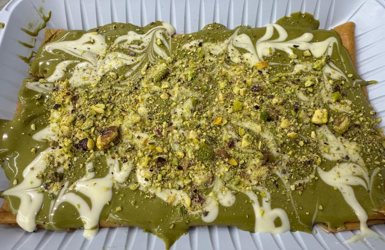 Pistachio Crepe