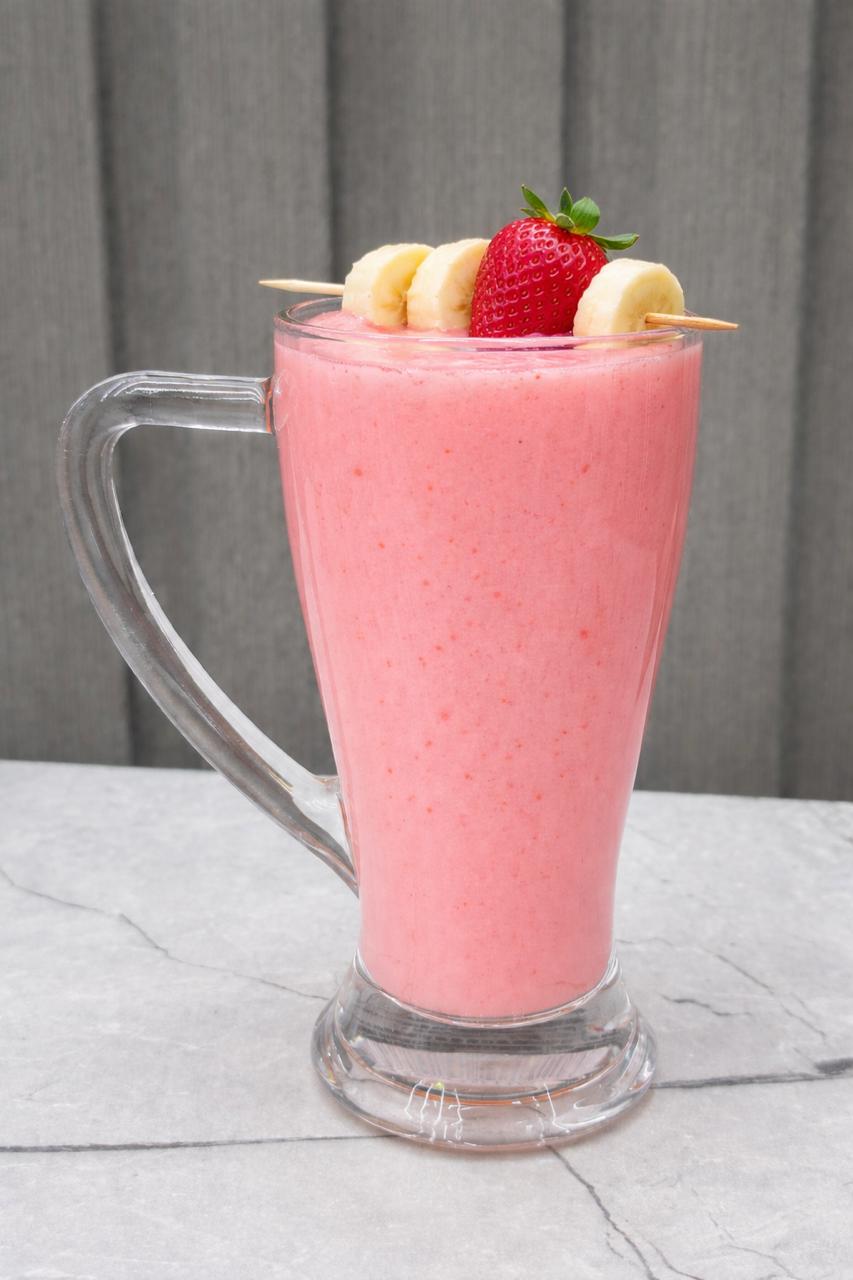Strawberry and Milk Juice